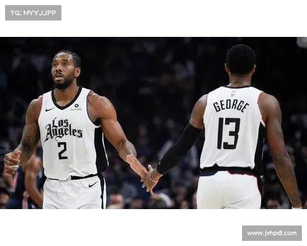 心灵的极限挑战：饥饿者杜恩在绝境中的求生与救赎之路