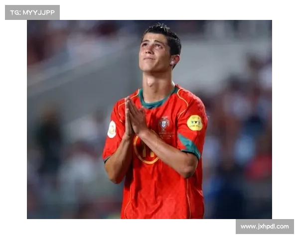 希季尔与C罗争锋相对 欧洲杯之夜的传奇对决再掀高潮