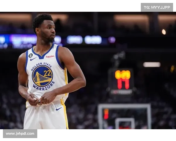 巴特勒重返迈阿密引热议 维金斯与前勇士队友相拥展现招牌笑容 巴特勒重返迈阿密引热议 维金斯与前勇士队友相拥展现招牌笑容