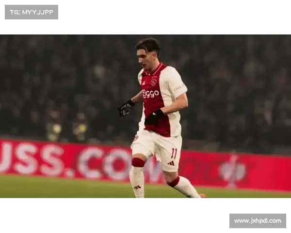 巴萨小组赛4-0大胜阿贾克斯 强势开局展现冠军雄心