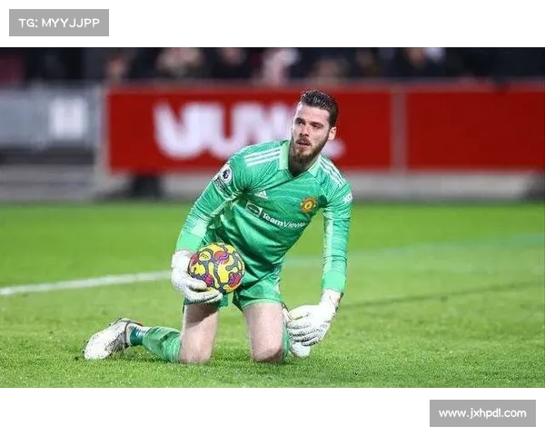 德赫亚在国王杯多次上演精彩扑救 为曼联守护胜利荣耀